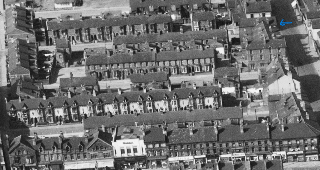 Screenshot 2025-07-16 at 09-57-51 EAW039584 ENGLAND (1951). The Williams Toffee Works and the surrou