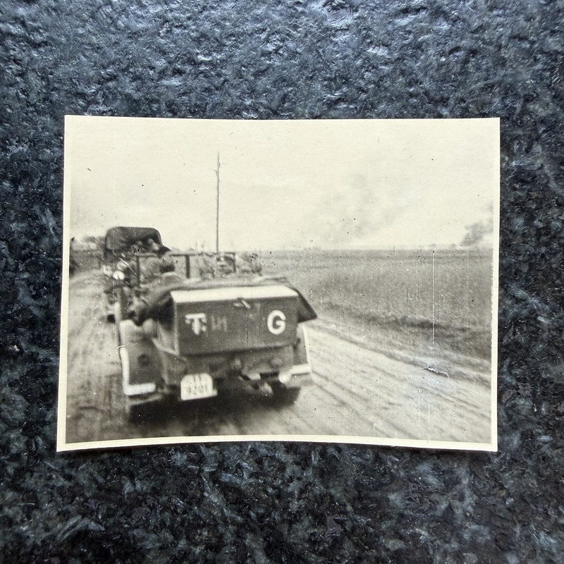 Foto Fahrzeug mit Kennung D R