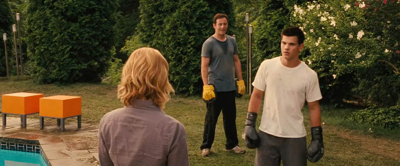 Abduction 2011 BluRay [Hindi + Tamil + Telugu + English] 480p, 720p ESub Screenshot