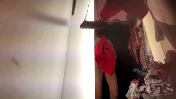 [Image: Voyeur24415104737.jpg]
