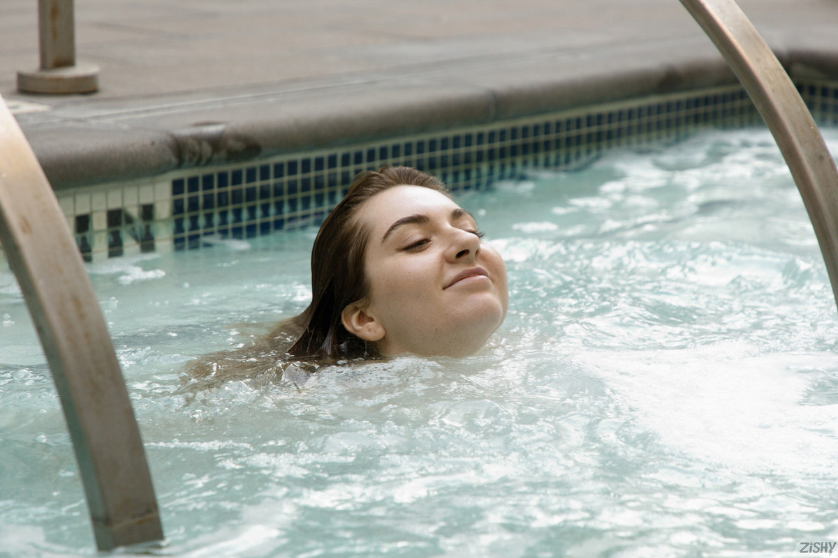 full_023_6640162917175053