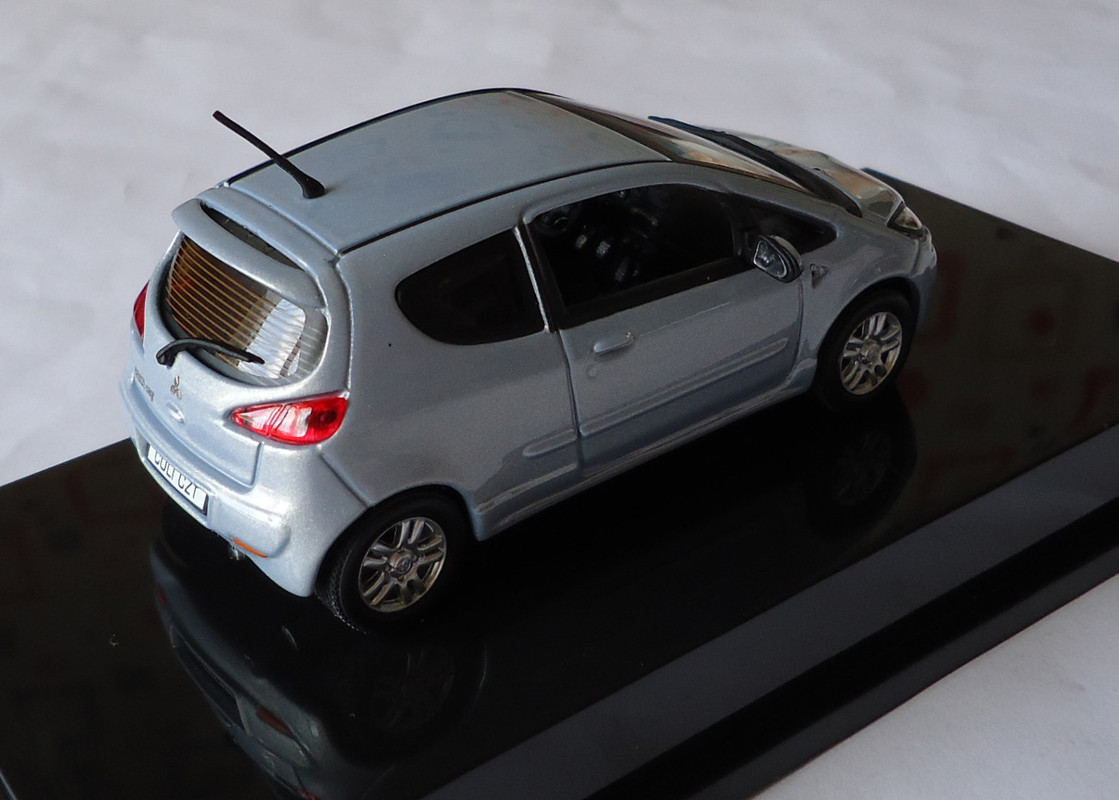 Mitsubishi-Colt CZT 1