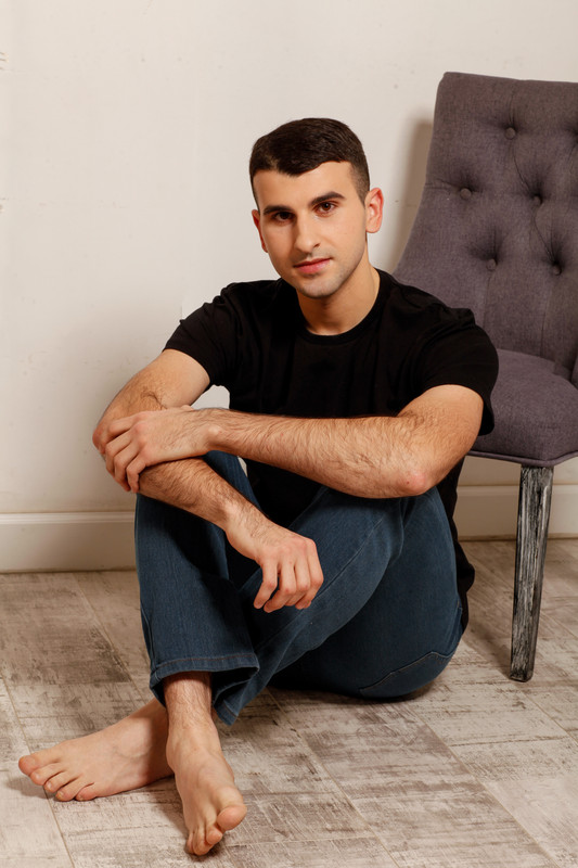 FF76472A-84B3-408A-9CC9-E62707B5C09A