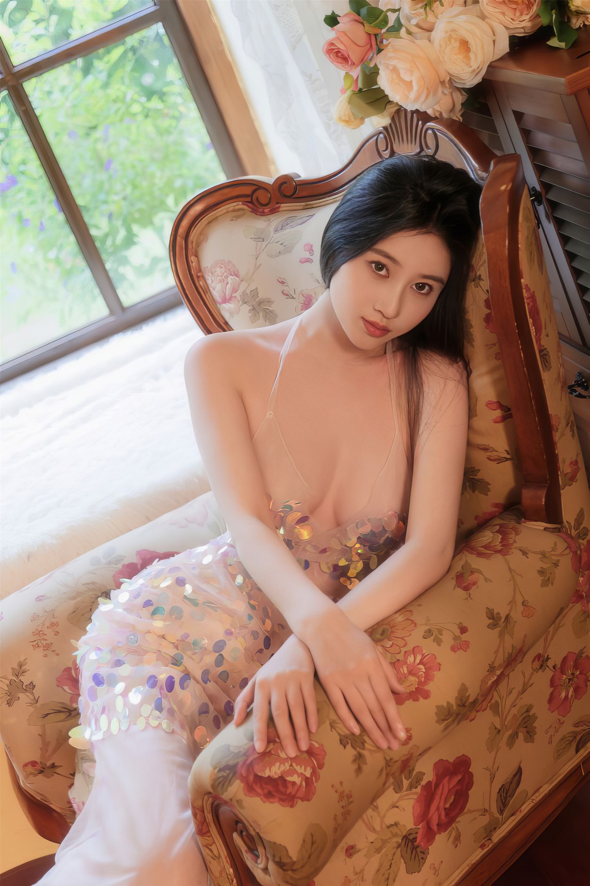 年年nnian 亮片透视礼服写真 晚礼服性感图集插图4