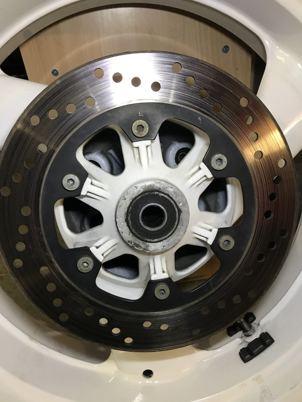 40384558-3B0B-43B6-AD09-1009E6AF0EEA