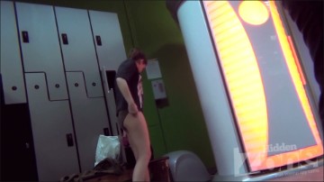 [Image: Voyeur1445141837.jpg]