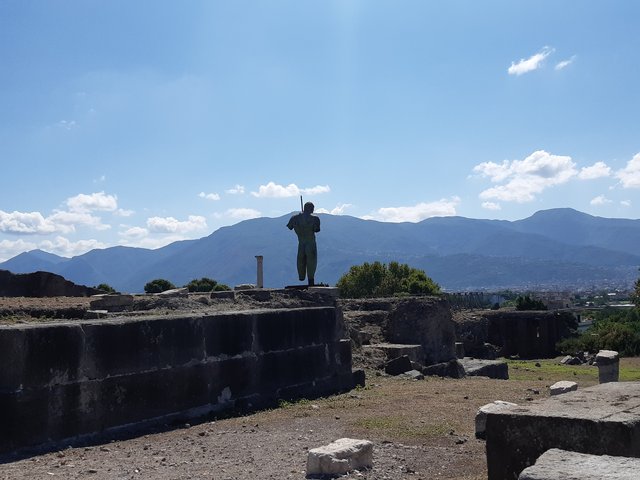 De Sorrento a Pompeya. De Pompeya a Nápoles y de Nápoles a Barcelona - Nápoles y algo más y algo menos. Agosto 2022 (11)