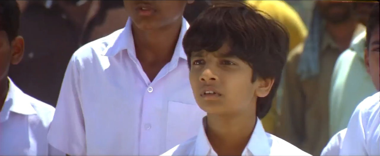 Manikyakallu 2011 WebRip [Tamil + Malayalam] 480p, 720p ESub Screenshot