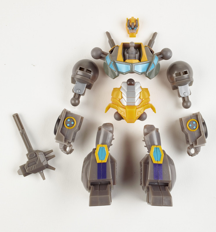 E70535L00_TRA-CYBERVERSE-DELUXE-AST-WV1-S20-Maccadam-Build-a-Fig