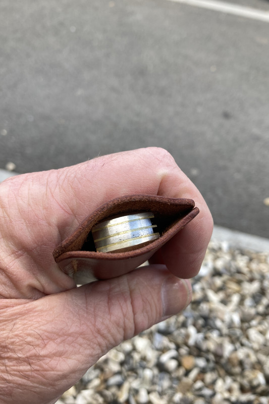 1563B6E1-37BB-4FF1-B333-5EF163CF1594