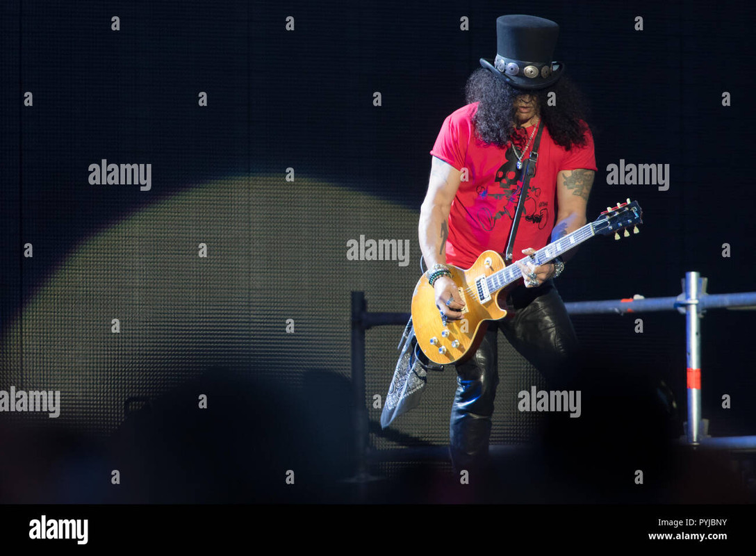 guns-n-roses-perform-in-the-not-in-this-