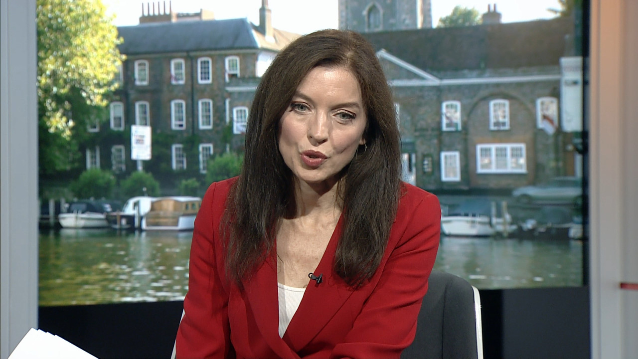 10.01 - 17.15.00 - ITV News Meridian. Local news magazine. Including ....ts_snapshot_12.59.853