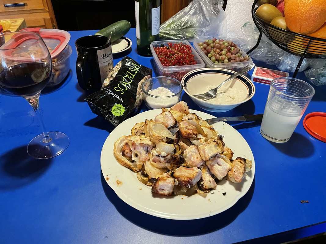 FB2DFE8F-7A15-48D8-BFE5-CD14848448DC