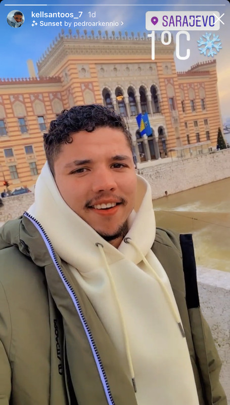 3952CC00-BAF9-406A-9FF1-52B7EE1825EE