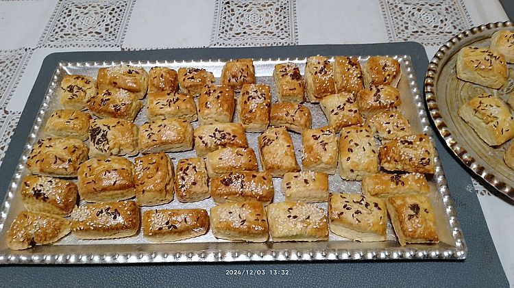 https://i.postimg.cc/pVct75hf/sos-suti-20241203.jpg