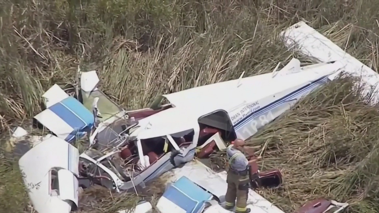 Cinco personas sobreviven en un fuerte accidente aéreo
