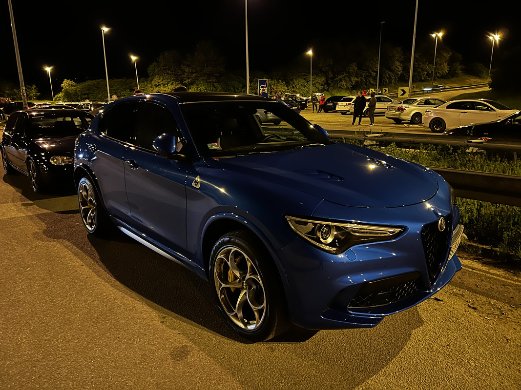 6648AD07-20E3-47A1-8FB8-E3F0D307004C