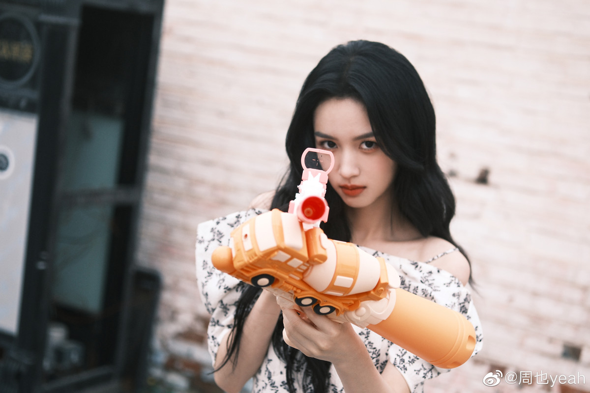 007mg-B1yly1heiqk43v6cj32yo1z4hdu.jpg