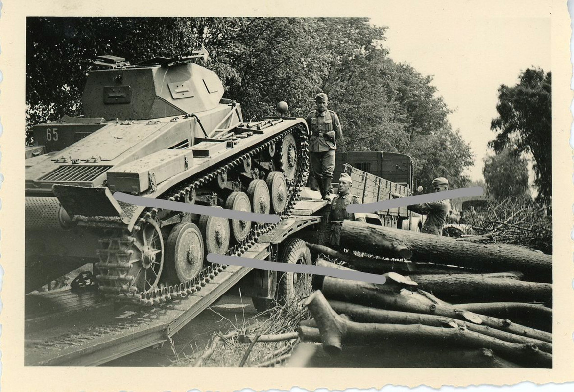 Panzer II Tank Anhänger LKW 6.Pz.Div. PzAbt 65 F