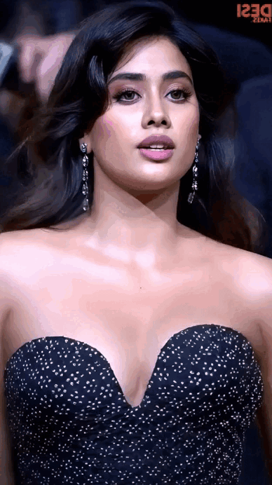 flipped-17-Hot-Janhvi-Kapoor-gets-her-big-boobs-fucked.gif