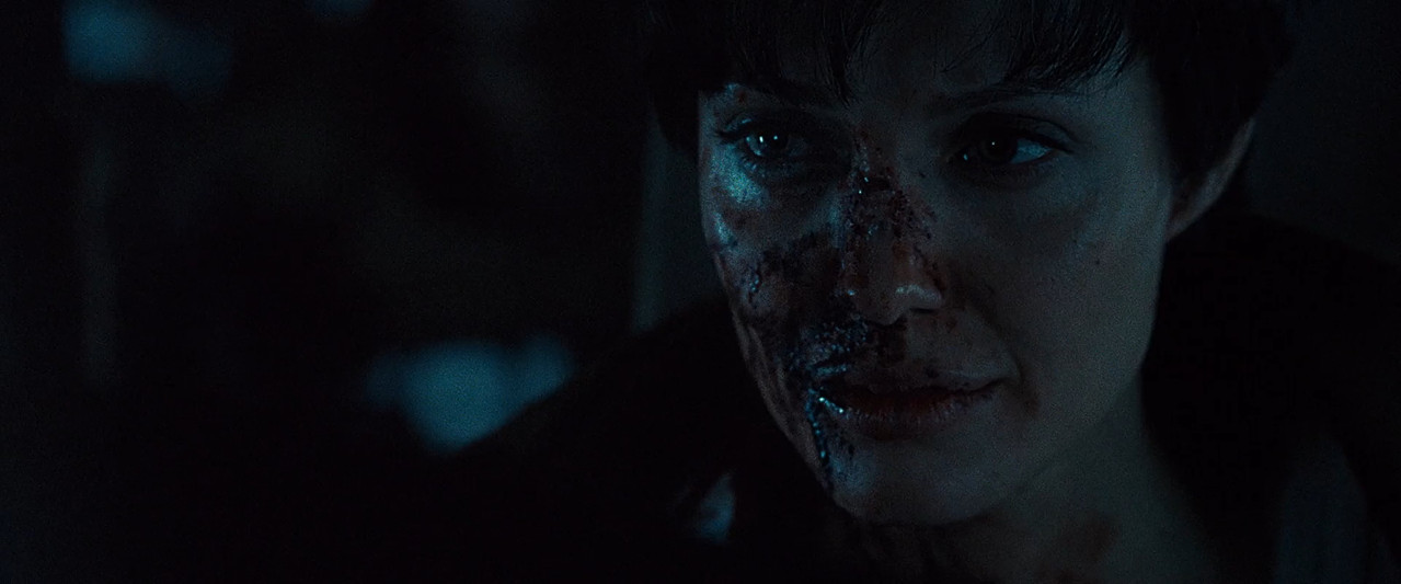 Salt 2010 Director's Cut BluRay [Hindi + Tamil + Telugu + English] 1080p 480p 720p ESub Screenshot