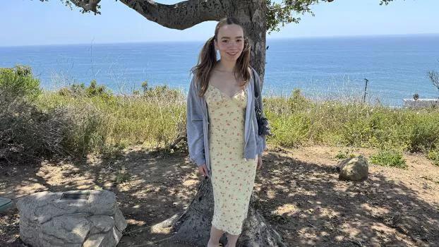 ATKGirlfriends – Selina Imai – Malibu Beaches