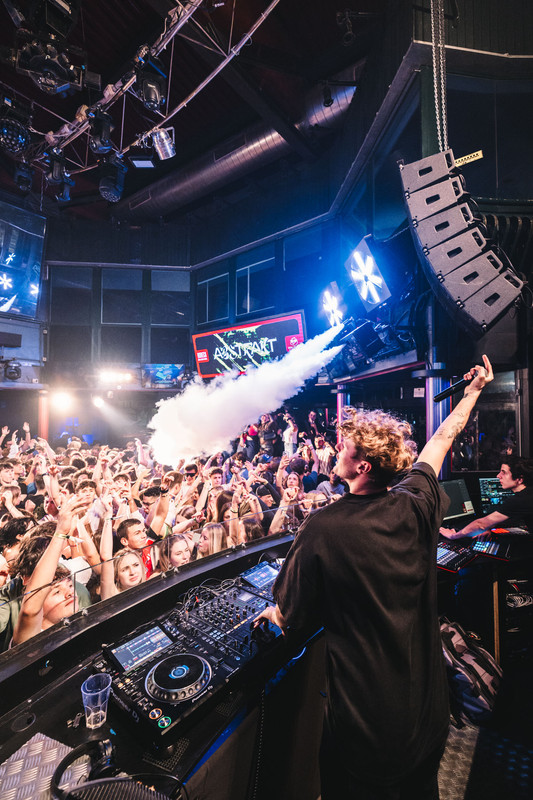 Rave n Roll
