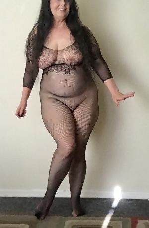 amateur-dancing-is-the-normal-prelude-to-intercourse-sylvi-t-MFi-Qs