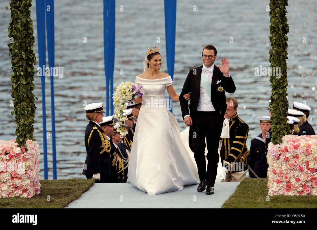 crown-princess-victoria-of-sweden-and-prince-daniel-of-sweden-duke-D59C50