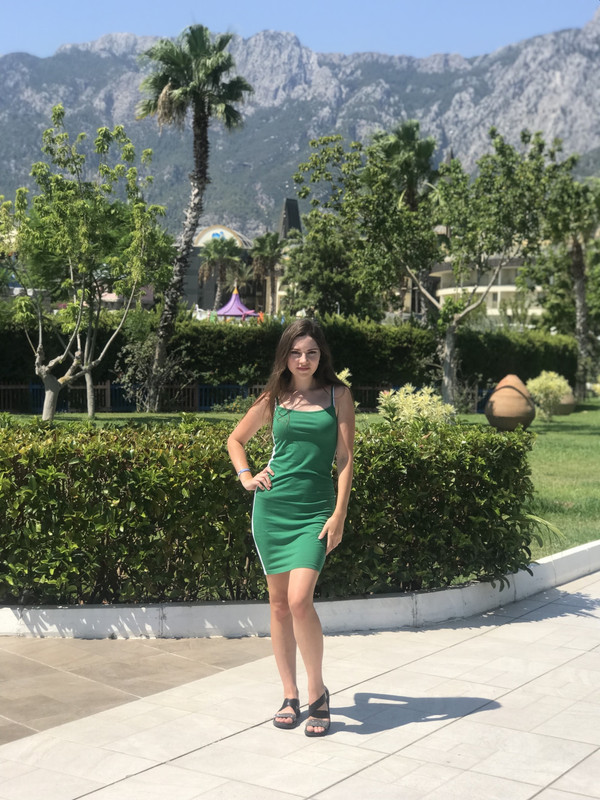 D7B8E2A9-C130-4D4E-80A6-7CCFD671EDCE