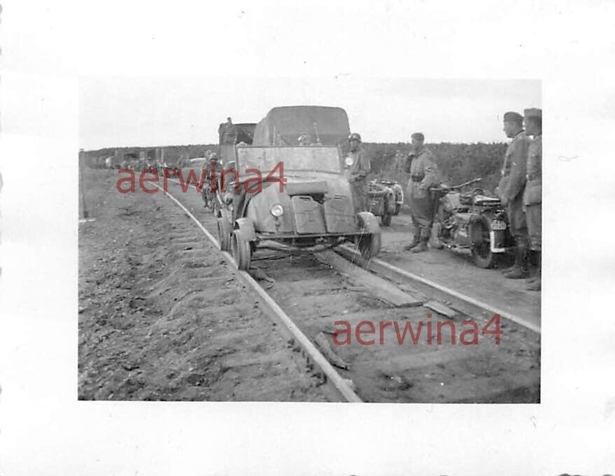 Schienen Kübelwagen VW Steyr Rowno Riwne Ukraine Ostfront