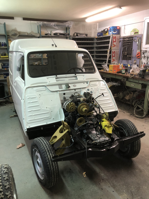 689E64D8-32A1-43F4-A3EE-81A9EC8C7866