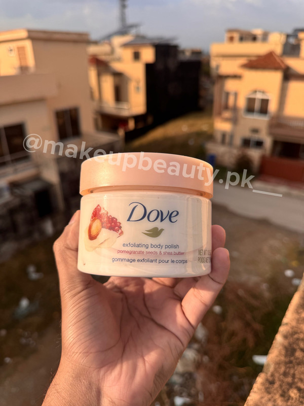 Dove Pomegranate Seeds & Shea Butter Exfoliating Scrub 298 g