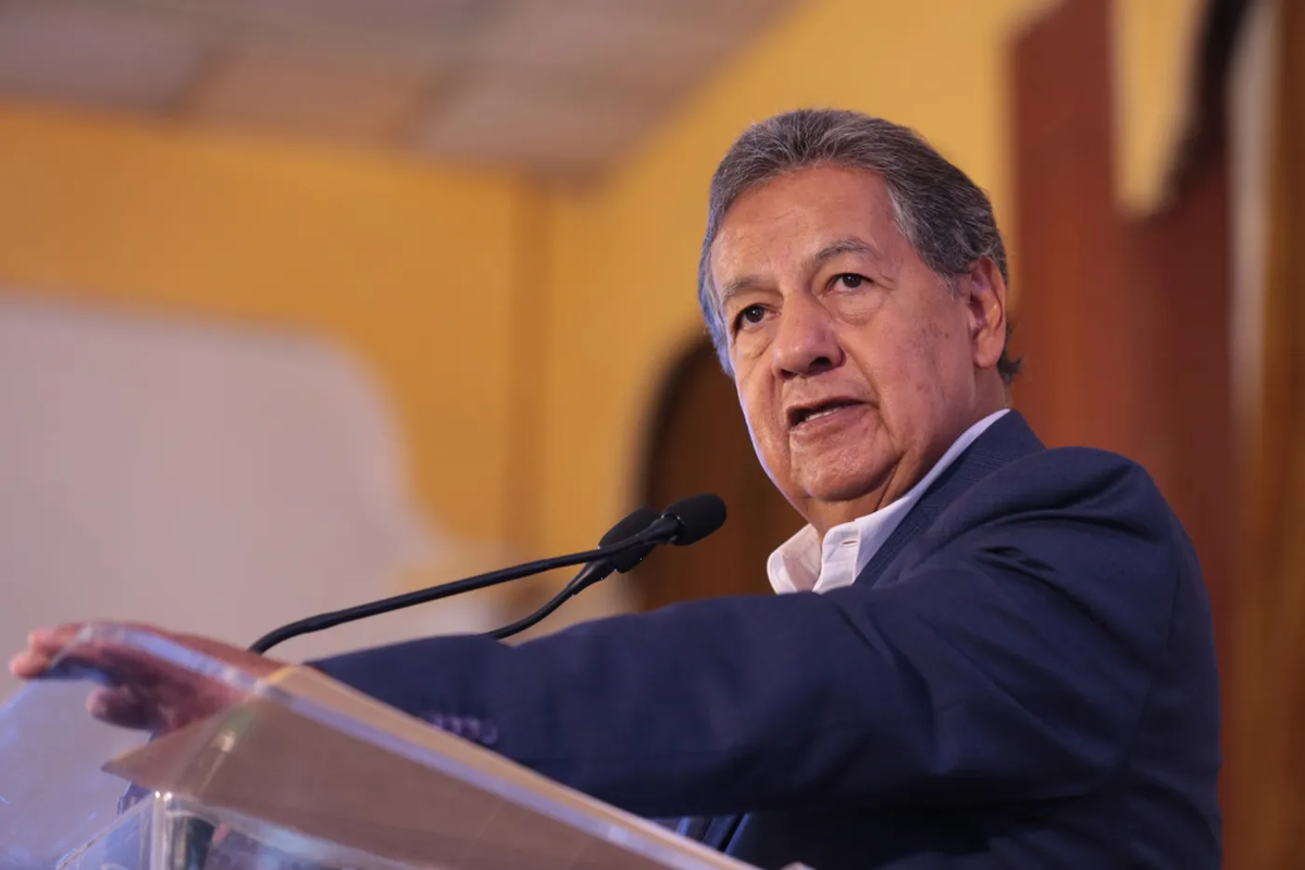 Higinio Martínez decide no asumir el cargo de jefe de gabinete en Edomex y regresa al Senado