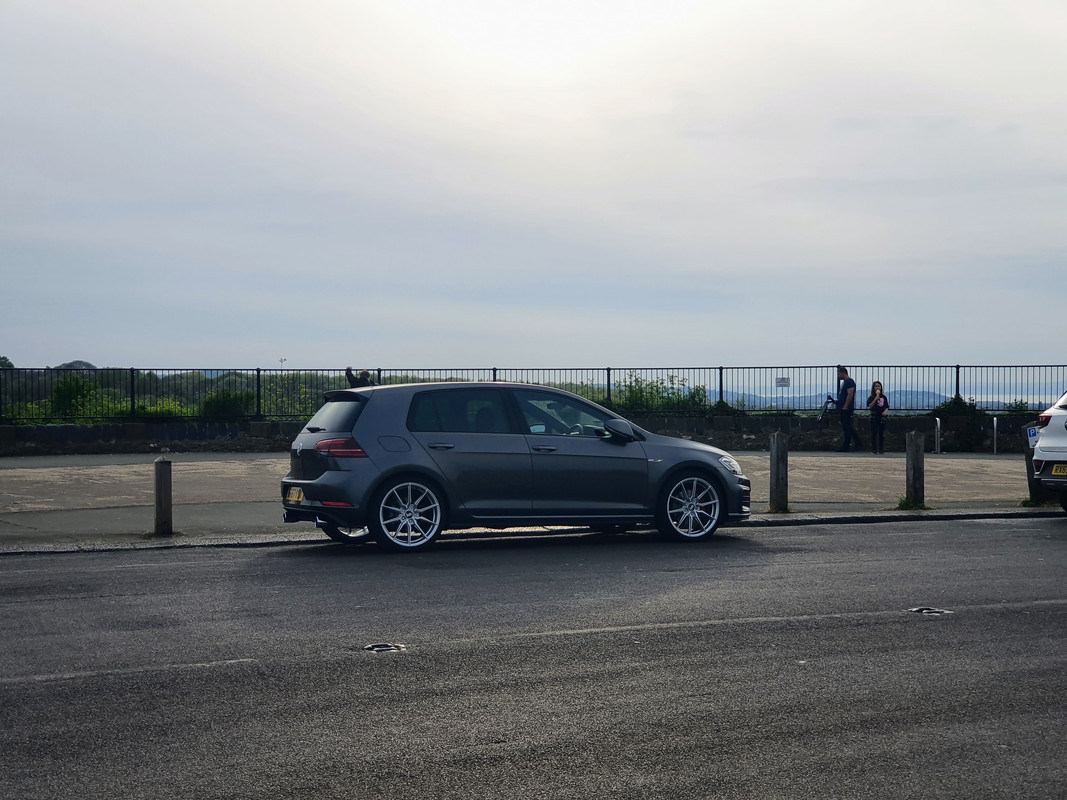 89AEE041-02F5-474D-BE45-1DA80BF27501