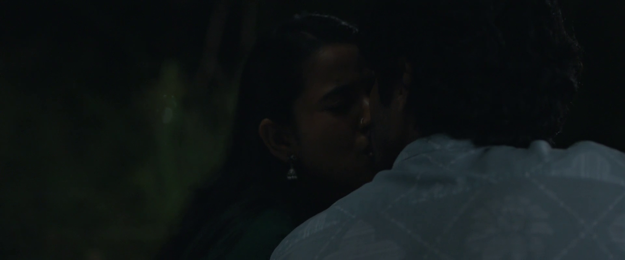 Garggi Ananthan lip lock