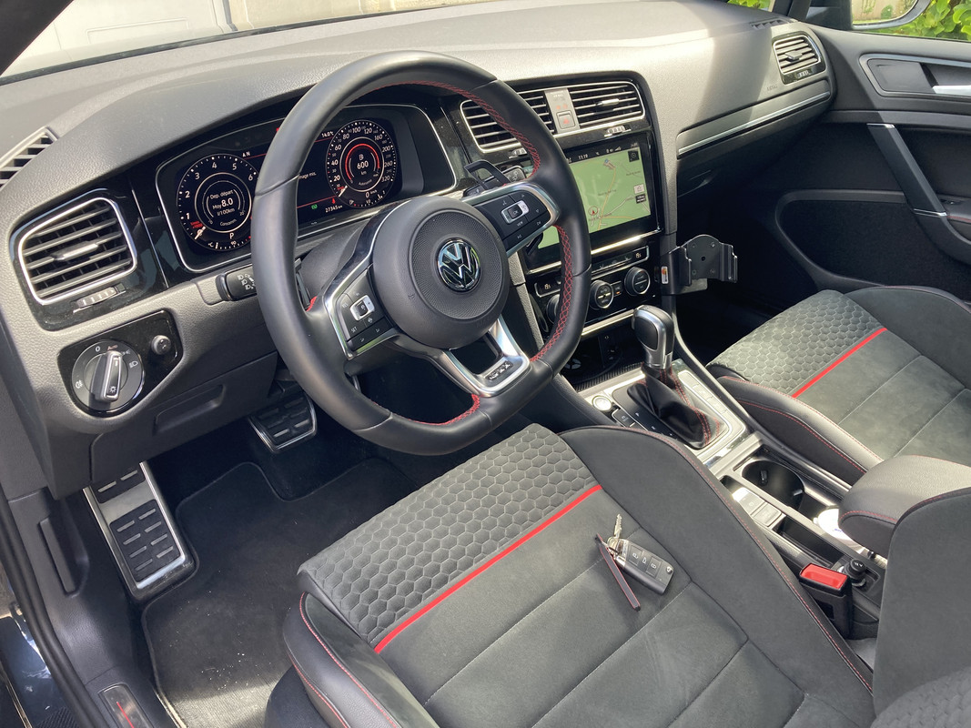 1C7BA69E-5FEA-4D5C-A5CF-9D5010248B46