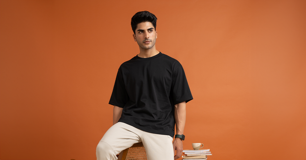 wear oversized t-shirts