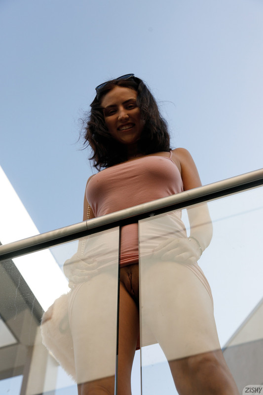 full_019_1303171349008521