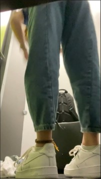 [Image: Voyeur10035150332.jpg]
