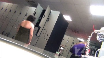 [Image: Voyeur59025102619.jpg]