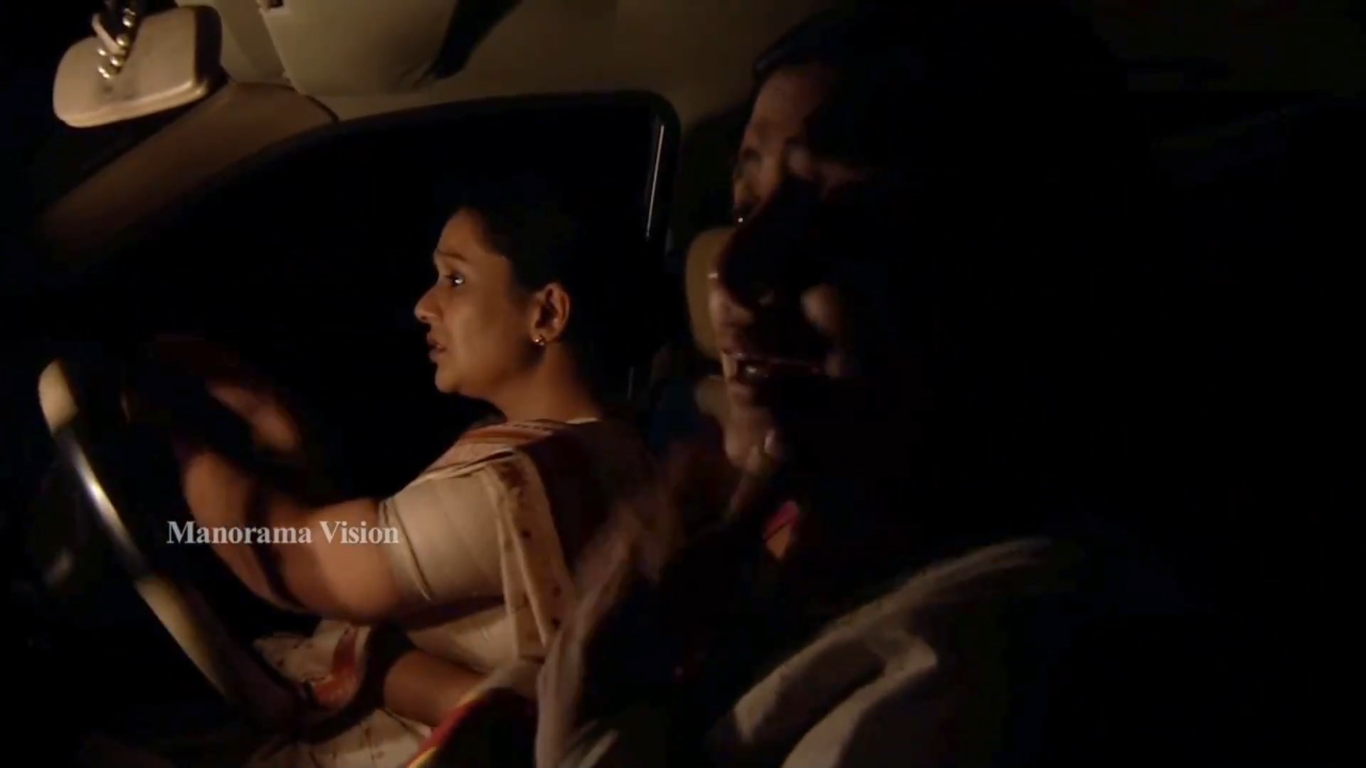 Mala parvathi hot