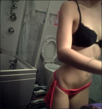 [Image: Voyeur8425075529.jpg]