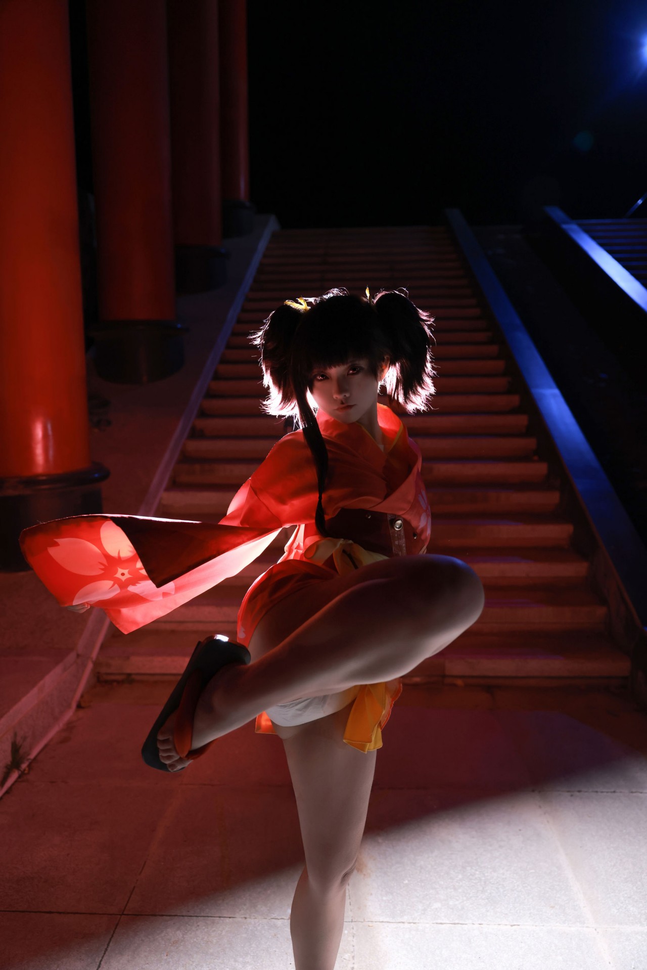 g44不会受伤《甲铁城的卡巴内瑞 无名》写真照，和服小姐姐的治愈系夜拍插图8