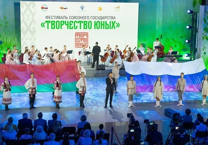 https://i.postimg.cc/pX0JJKRw/24.jpg