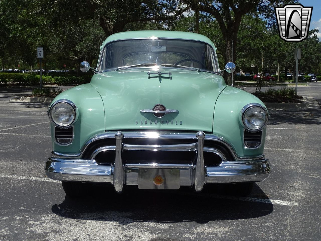 1950 Oldsmobile Rocket 88 a
