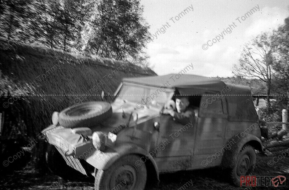 foto Front Ostfront VW Kübel Camo tarn Soldat