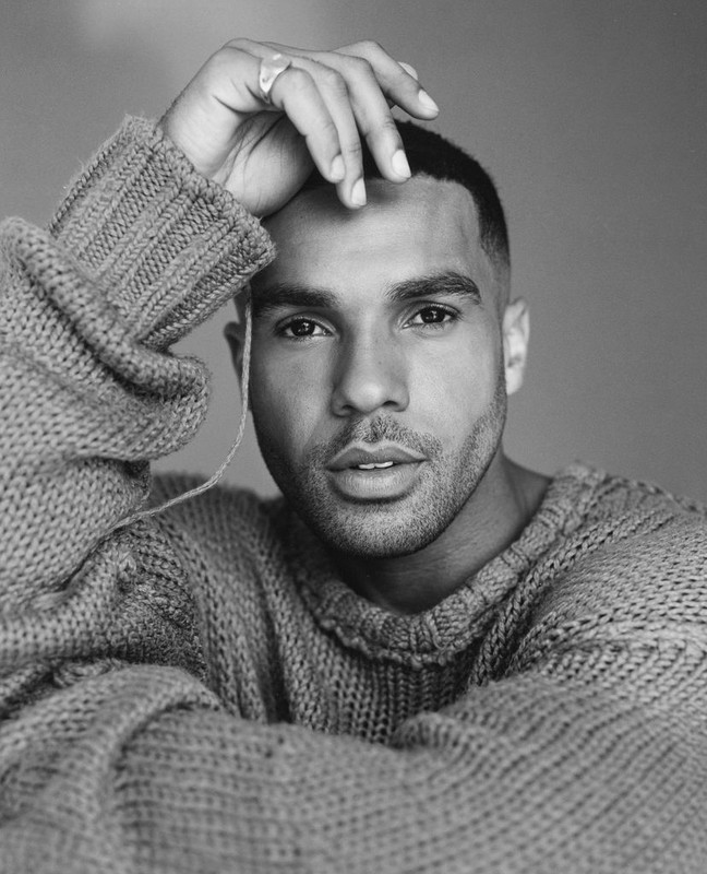 5E73AD42-223C-40F8-B7B2-A05734B0863B