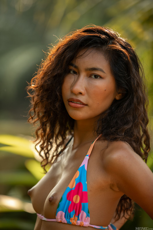 Niki -Hot Tropics-0015