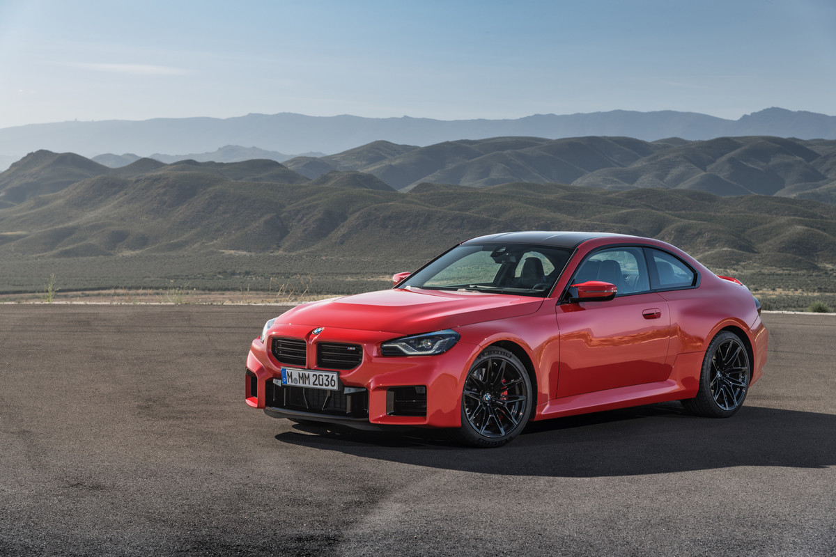 P90481931_highRes_the-all-new-bmw-m2-s
